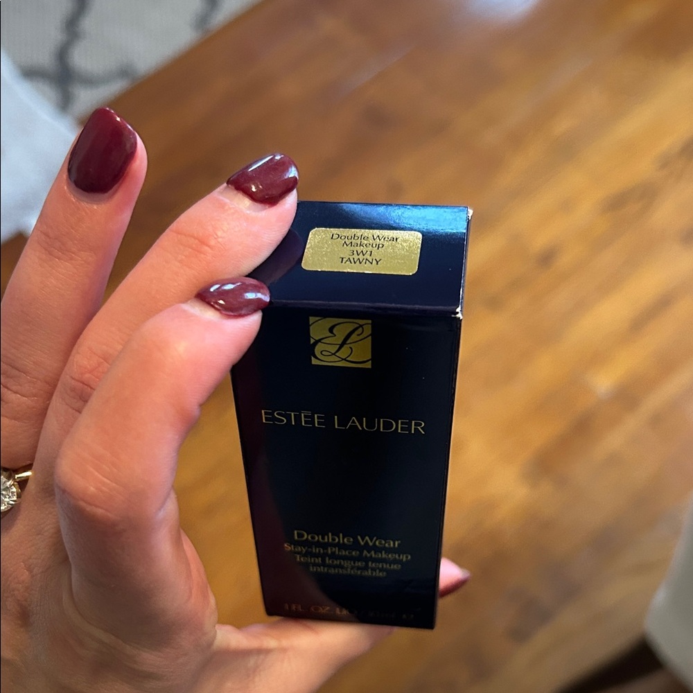 Estee Lauder Double Wear Foundation - Tawny 3W1